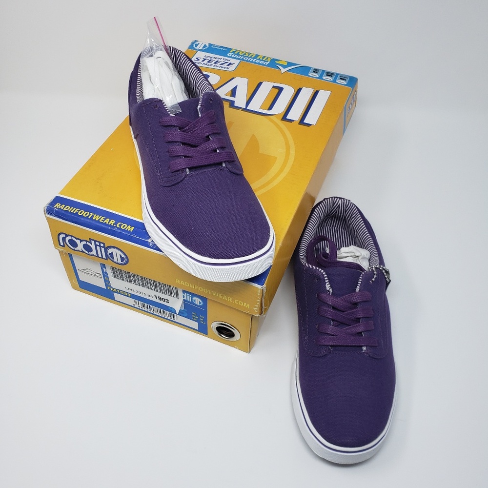 Radii Shoes Noble Low Purple & White Size 4.5 NIB